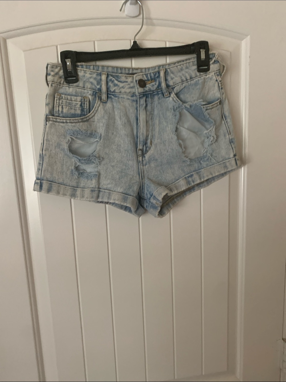 Kendall & Kylie Distressed Jean Shorts size 5